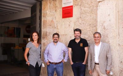 Dawat participa con un pack especial de cervezas artesanas en una exposición junto al artista ‘Abe the Ape’